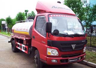 奧鈴吸糞車