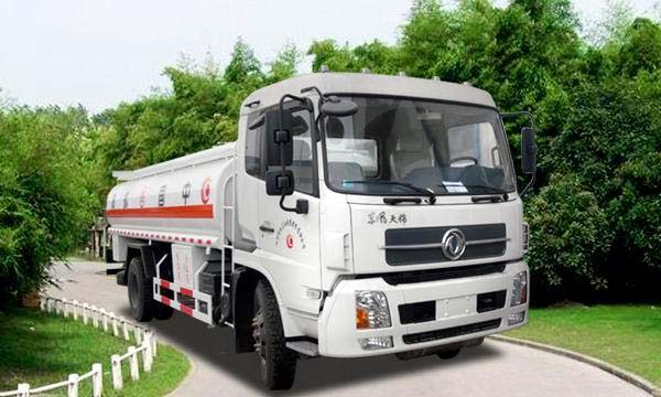 東風(fēng)天錦單橋油罐車(運(yùn)油車)