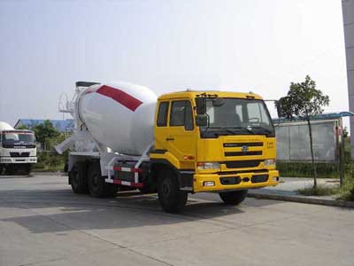 東風日產(chǎn)柴混凝土攪拌運輸車