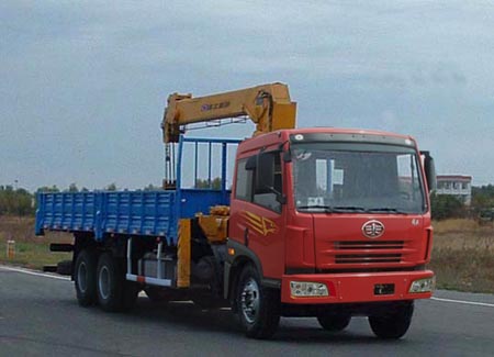 解放后八輪雙橋隨車吊(隨車起重運(yùn)輸車)