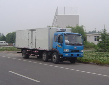 解放小三軸冷藏車