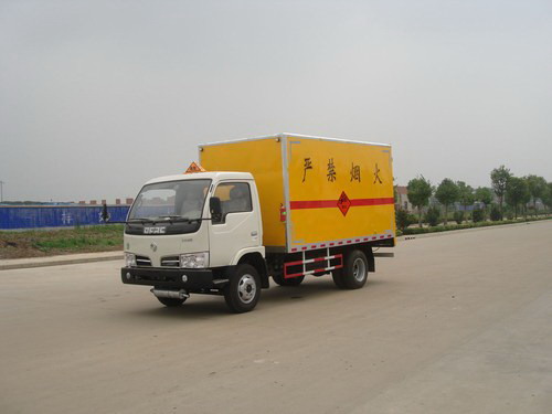 東風(fēng)小霸王民爆車